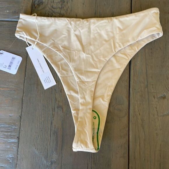 Free People Beach Riot Kai Swim Bottom Thong High Waist Cream NWT - Picture 6 of 7